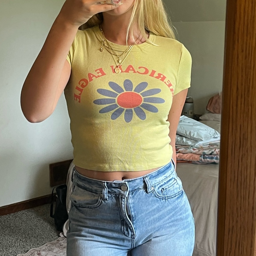 American Eagle Outfitters Yellow Floral Crop Top